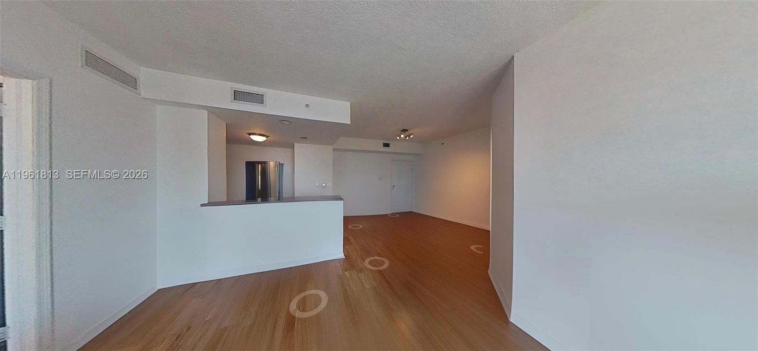 На продажу: $425,000 (2 спален, 2 ванн, 1057 Квадратных фут)