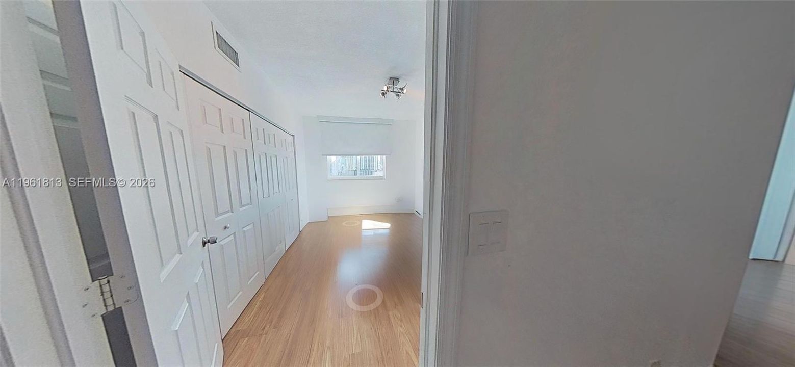 На продажу: $425,000 (2 спален, 2 ванн, 1057 Квадратных фут)