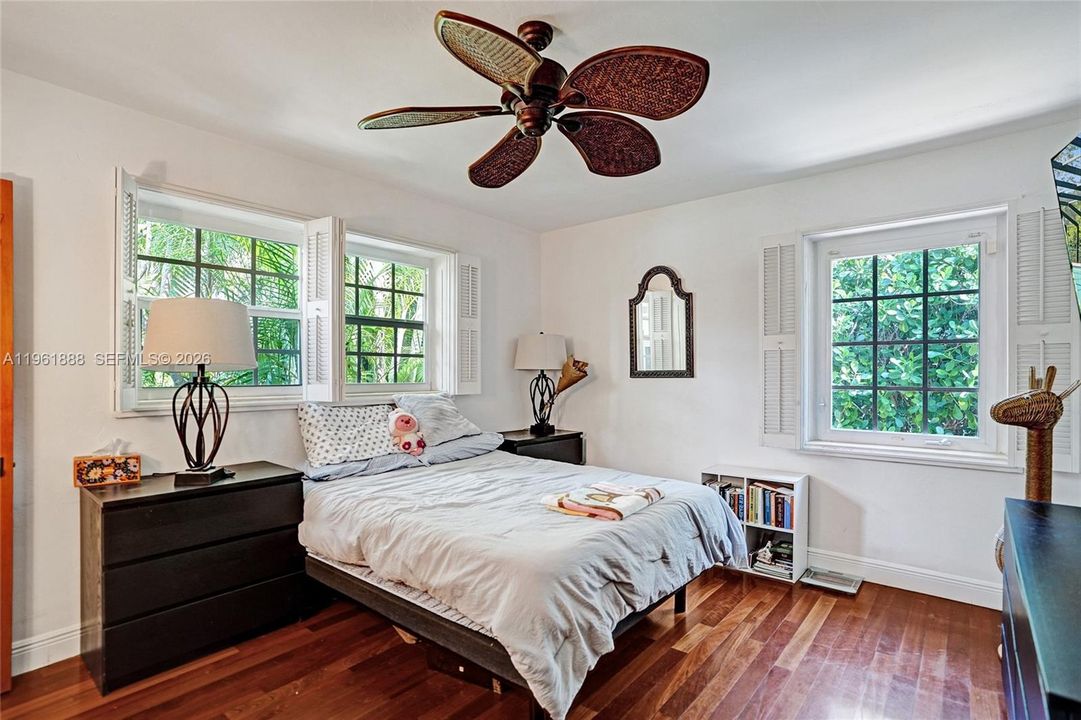 For Sale: $2,350,000 (3 beds, 3 baths, 2261 Square Feet)