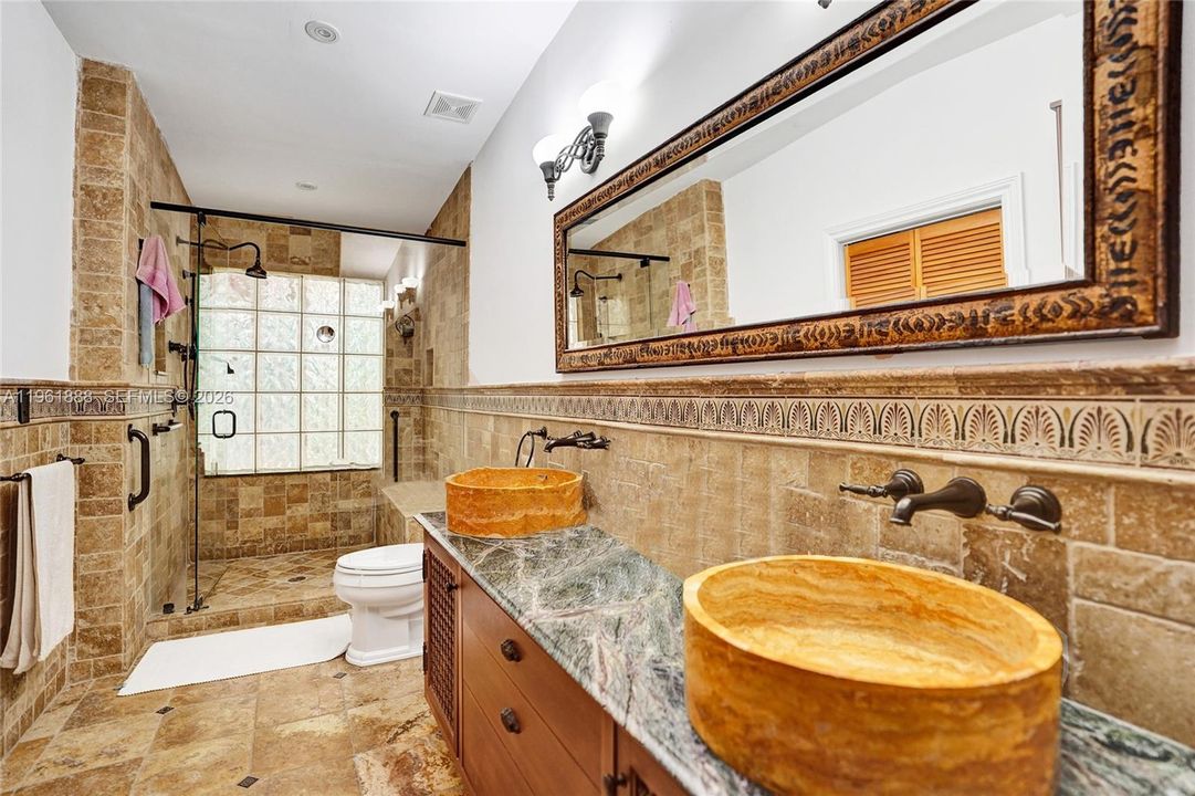 For Sale: $2,350,000 (3 beds, 3 baths, 2261 Square Feet)