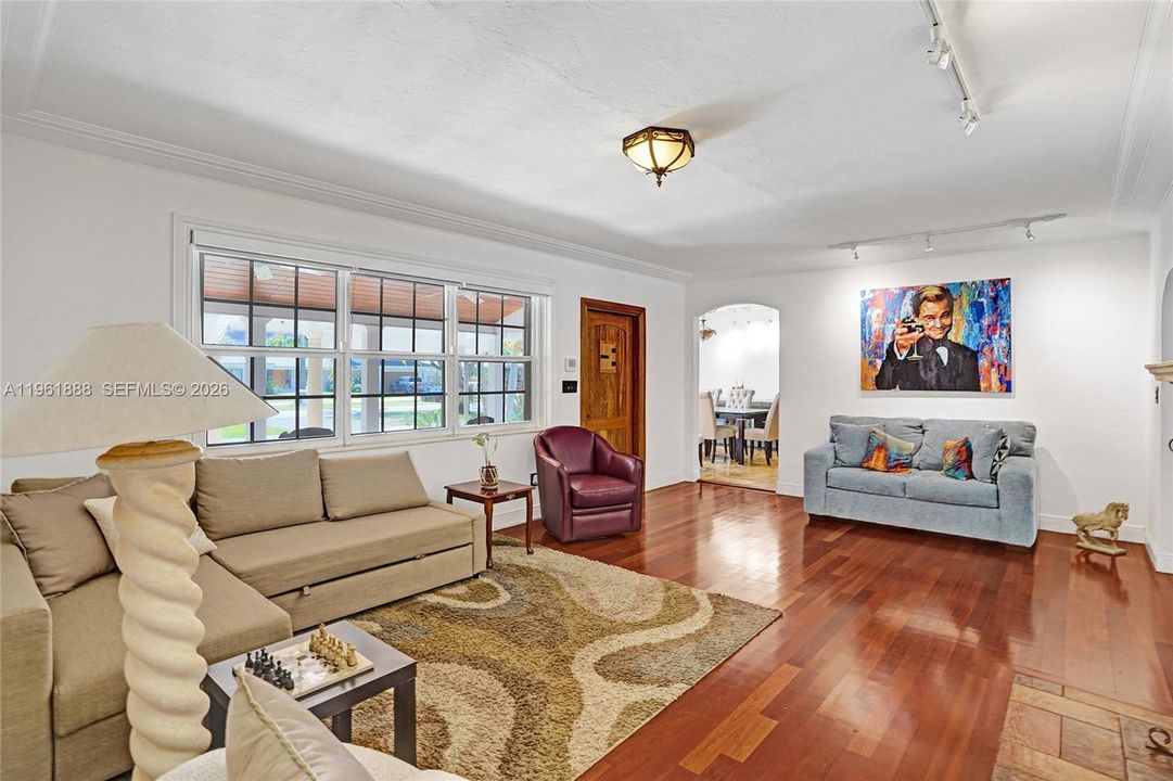 For Sale: $2,350,000 (3 beds, 3 baths, 2261 Square Feet)
