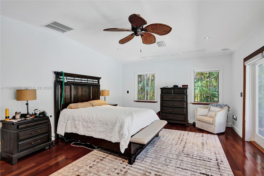For Sale: $2,350,000 (3 beds, 3 baths, 2261 Square Feet)