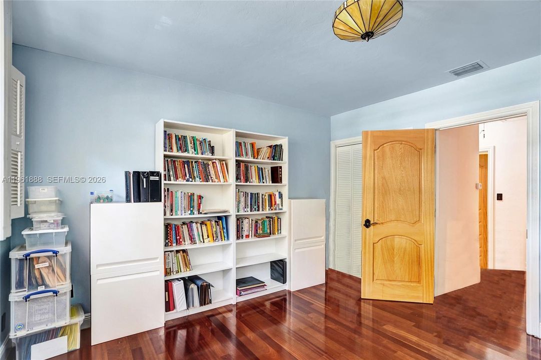 For Sale: $2,350,000 (3 beds, 3 baths, 2261 Square Feet)