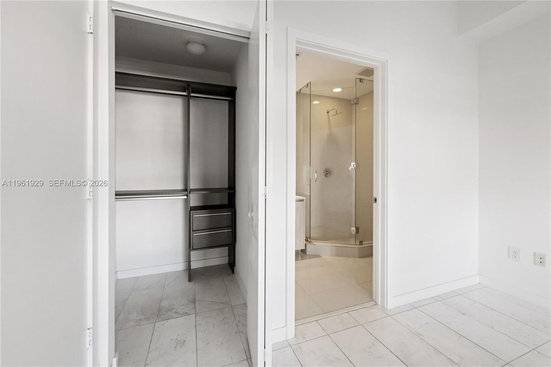 En Venta: $1,060,000 (2 camas, 3 baños, 1186 Pies cuadrados)