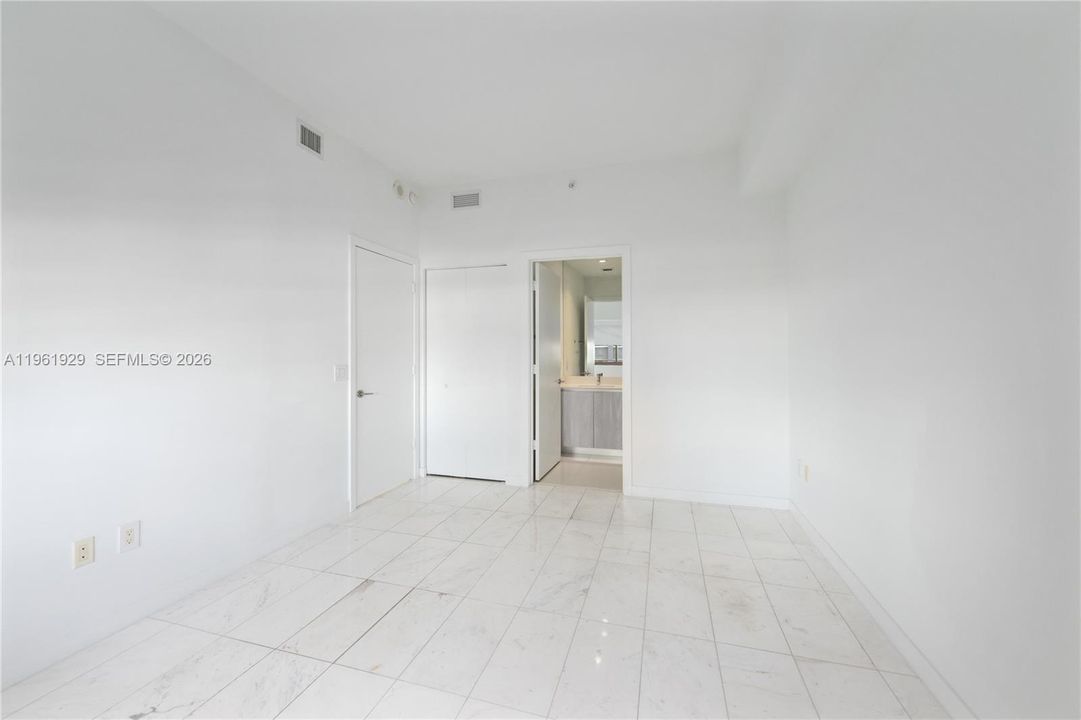 En Venta: $1,060,000 (2 camas, 3 baños, 1186 Pies cuadrados)