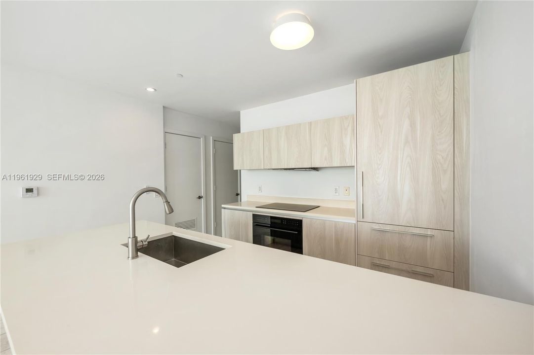 En Venta: $1,060,000 (2 camas, 3 baños, 1186 Pies cuadrados)