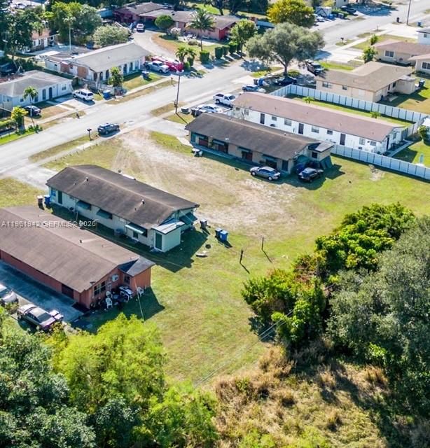 For Sale: $599,000 (0 beds, 0 baths, 1697 Square Feet)