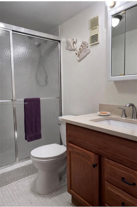 2nd Bathroom