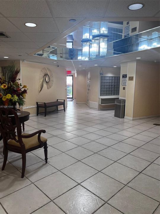 For Sale: $148,000 (1 beds, 2 baths, 980 Square Feet)