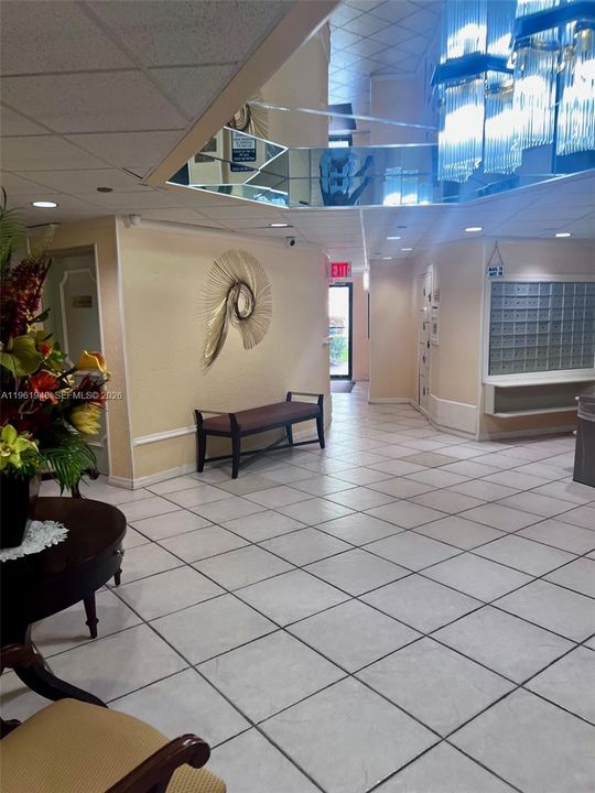 For Sale: $148,000 (1 beds, 2 baths, 980 Square Feet)