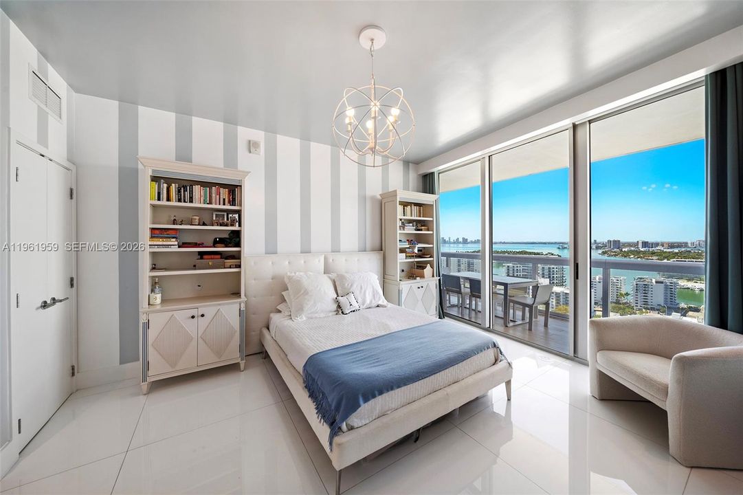 For Sale: $4,500,000 (3 beds, 3 baths, 2940 Square Feet)