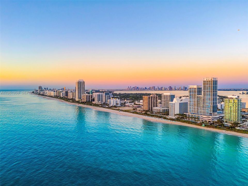 For Sale: $4,500,000 (3 beds, 3 baths, 2940 Square Feet)