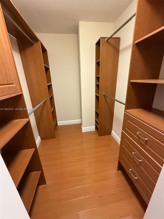 Active With Contract: $3,200 (4 beds, 2 baths, 1889 Square Feet)