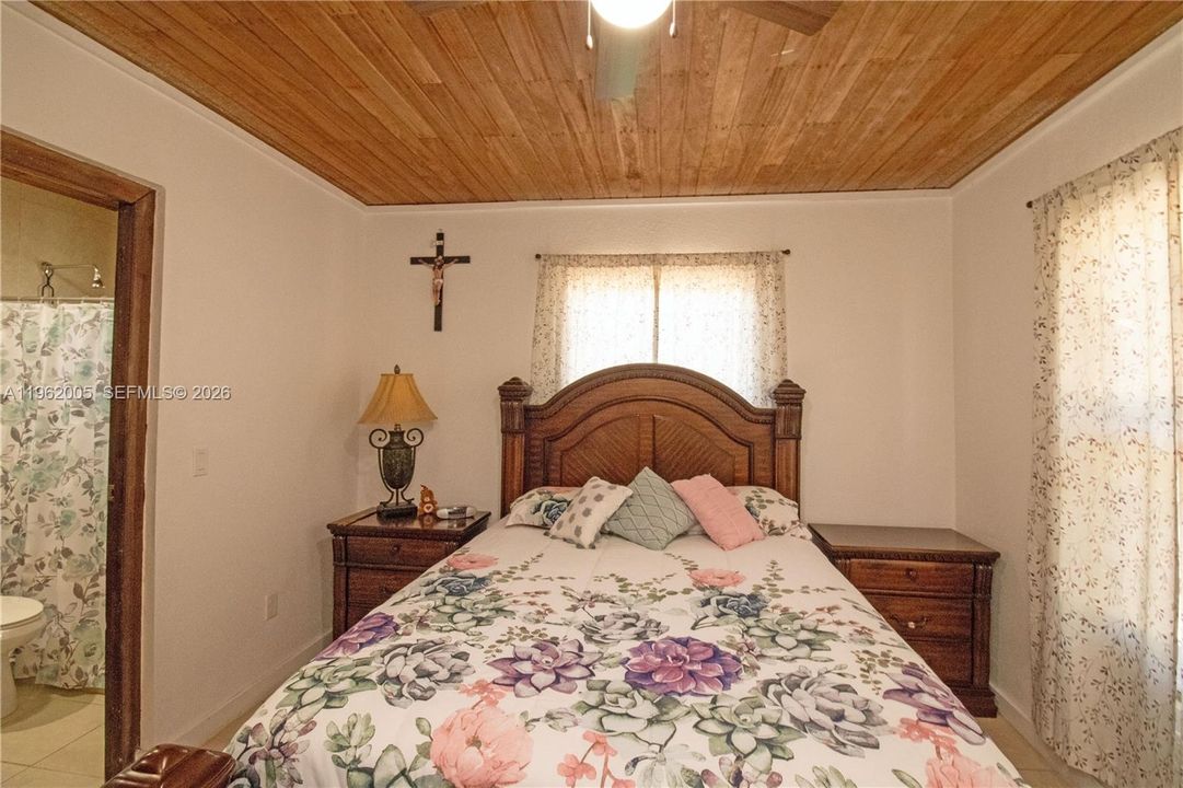 Recently Sold: $325,000 (3 beds, 2 baths, 0 Square Feet)