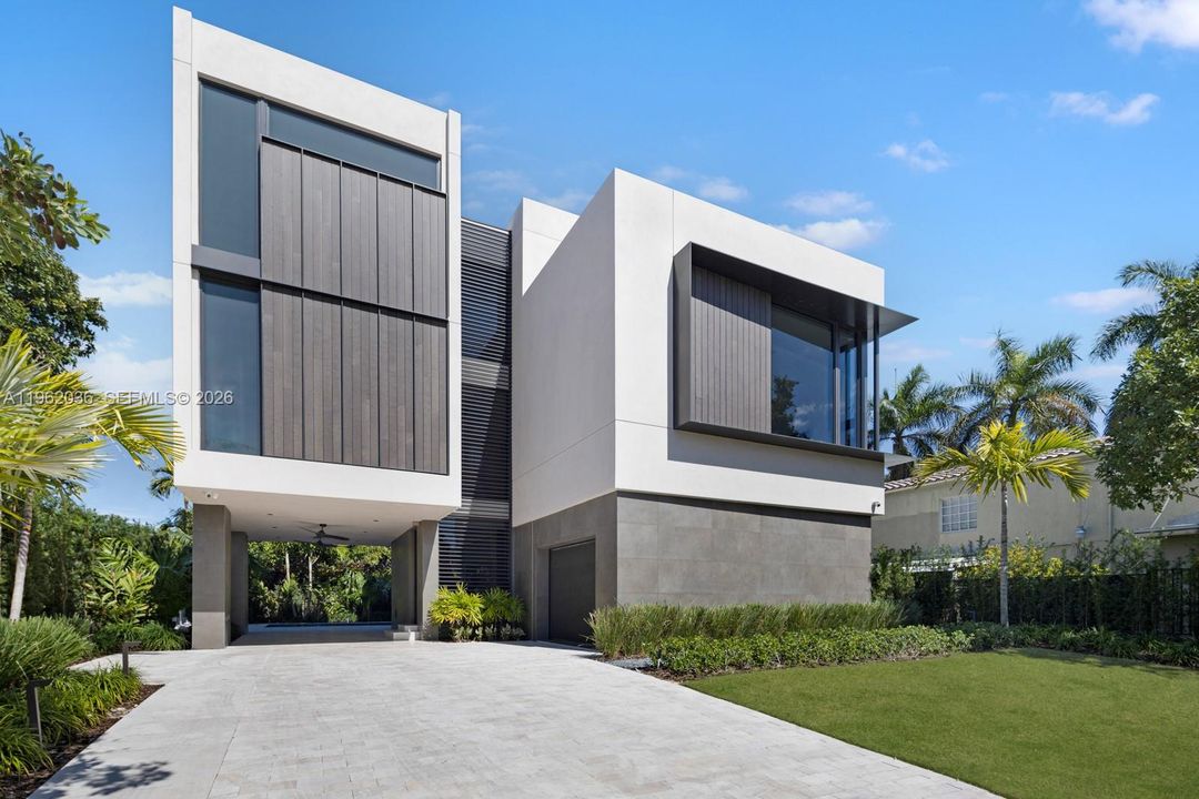 На продажу: $4,475,000 (5 спален, 4 ванн, 3057 Квадратных фут)