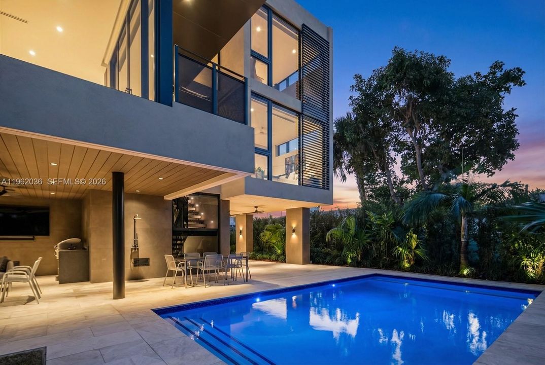 На продажу: $4,475,000 (5 спален, 4 ванн, 3057 Квадратных фут)