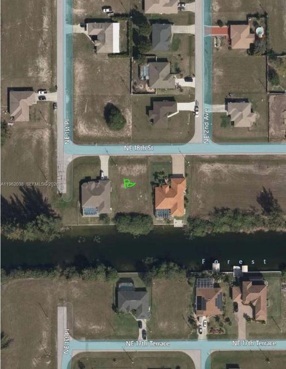 На продажу: $82,000 (0.24 acres)
