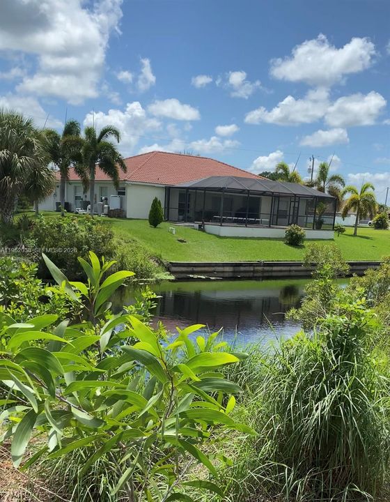 На продажу: $82,000 (0.24 acres)