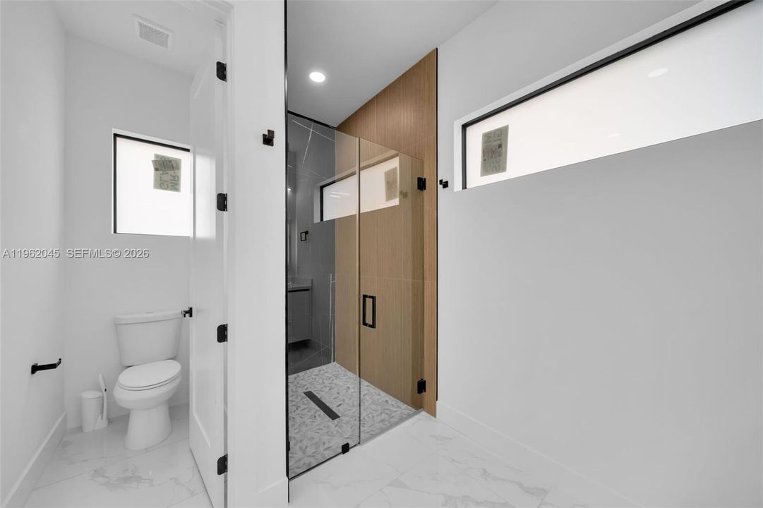 Vendido Recientemente: $365,000 (3 camas, 2 baños, 0 Pies cuadrados)