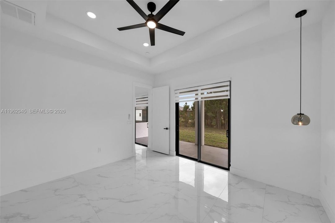 Vendido Recientemente: $365,000 (3 camas, 2 baños, 0 Pies cuadrados)