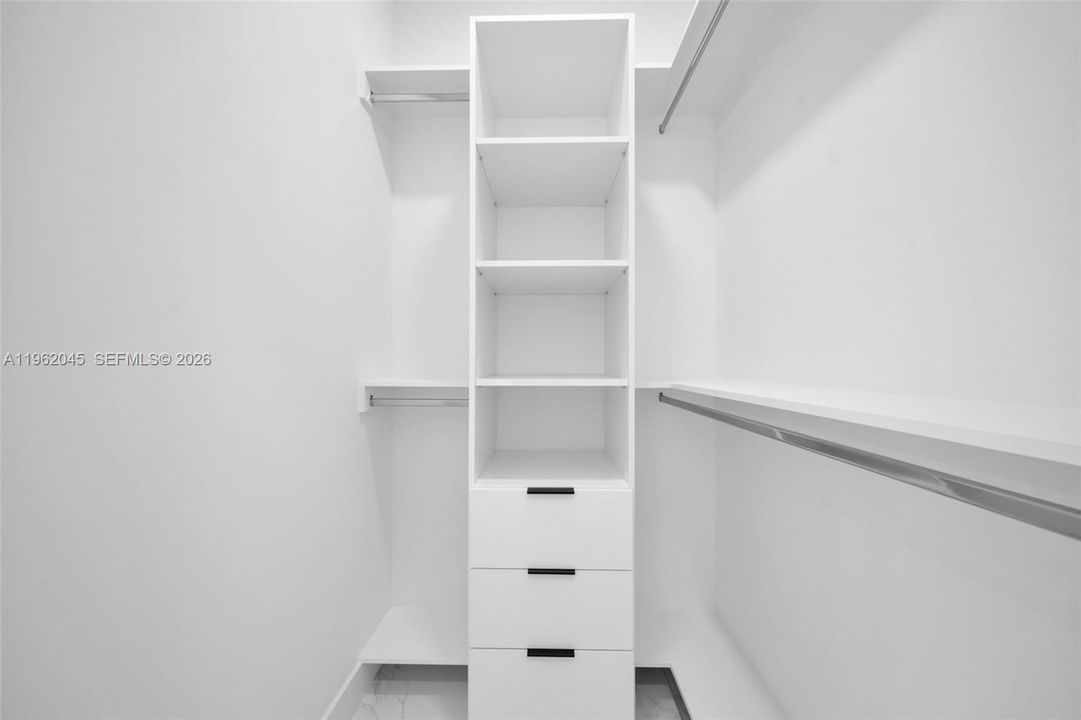 Vendido Recientemente: $365,000 (3 camas, 2 baños, 0 Pies cuadrados)