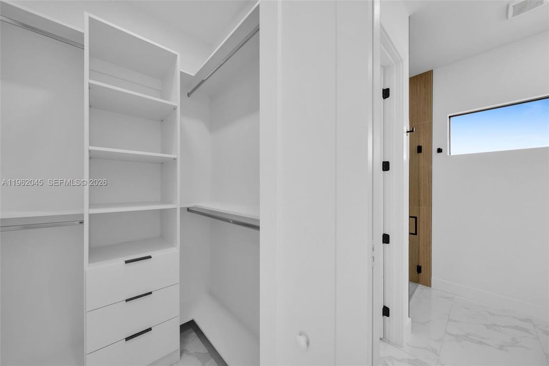 Vendido Recientemente: $365,000 (3 camas, 2 baños, 0 Pies cuadrados)