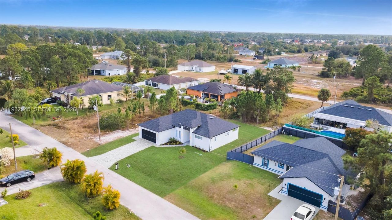 Vendido Recientemente: $365,000 (3 camas, 2 baños, 0 Pies cuadrados)