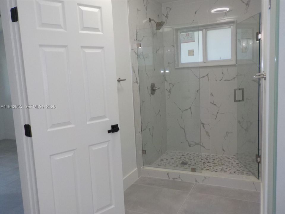 En Venta: $769,999 (3 camas, 2 baños, 1862 Pies cuadrados)