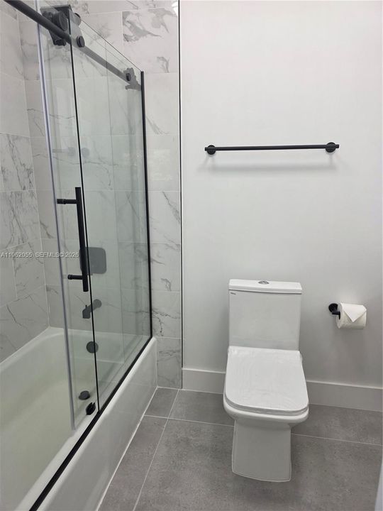 En Venta: $769,999 (3 camas, 2 baños, 1862 Pies cuadrados)