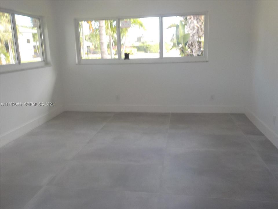 En Venta: $769,999 (3 camas, 2 baños, 1862 Pies cuadrados)