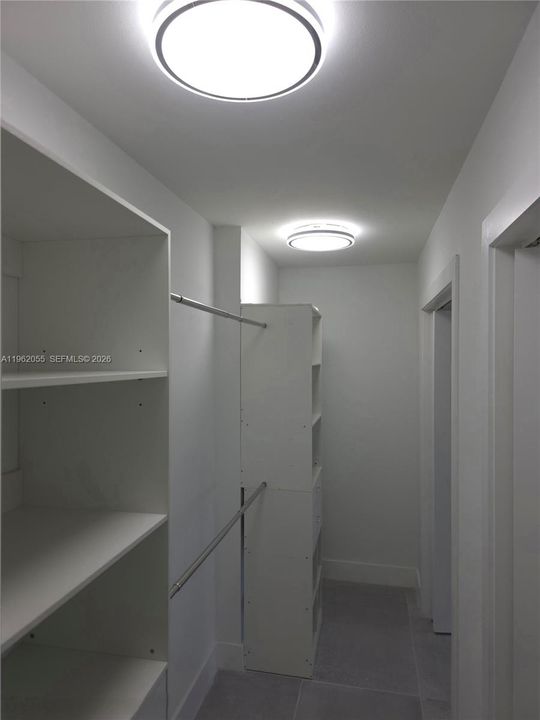 En Venta: $769,999 (3 camas, 2 baños, 1862 Pies cuadrados)