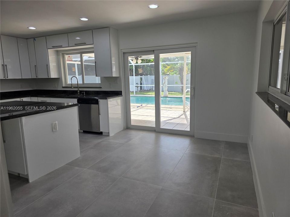 En Venta: $769,999 (3 camas, 2 baños, 1862 Pies cuadrados)