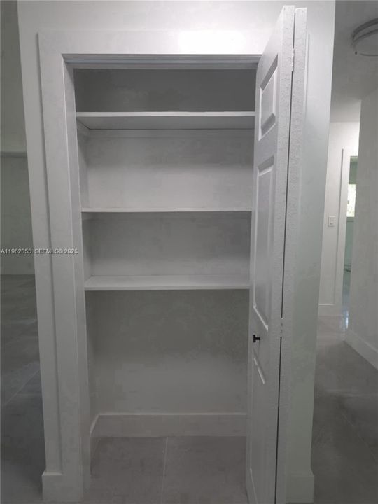 En Venta: $769,999 (3 camas, 2 baños, 1862 Pies cuadrados)