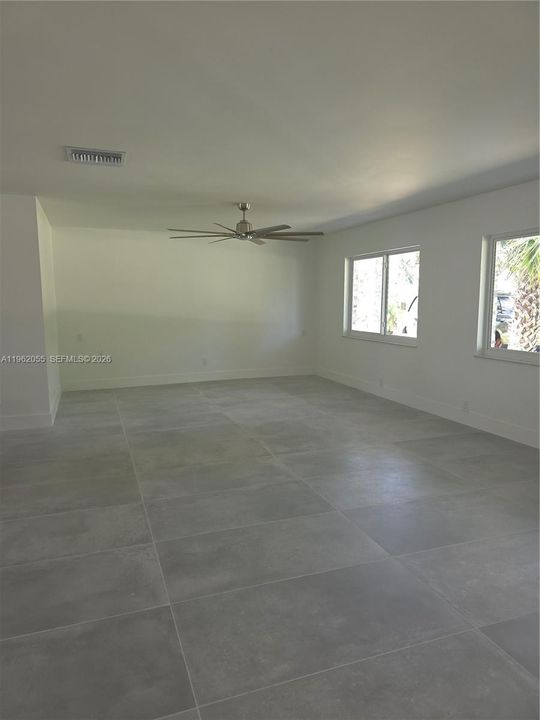 En Venta: $769,999 (3 camas, 2 baños, 1862 Pies cuadrados)