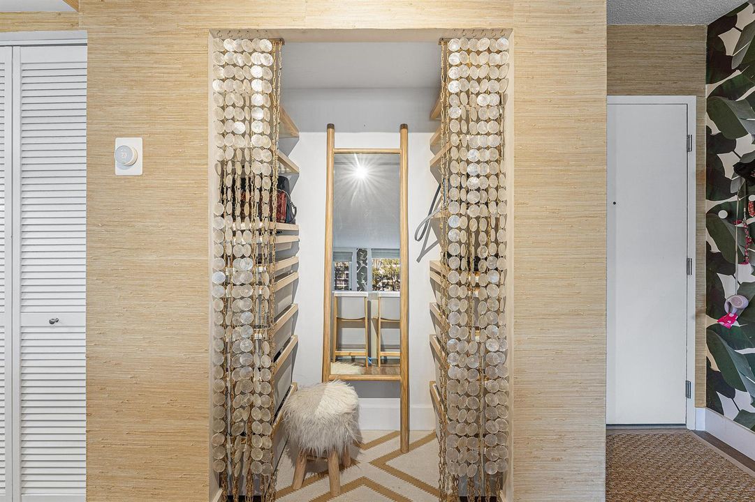 Built in shelves