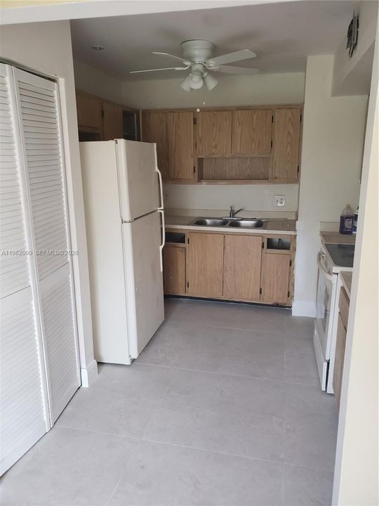 Recently Rented: $2,225 (3 beds, 2 baths, 1085 Square Feet)