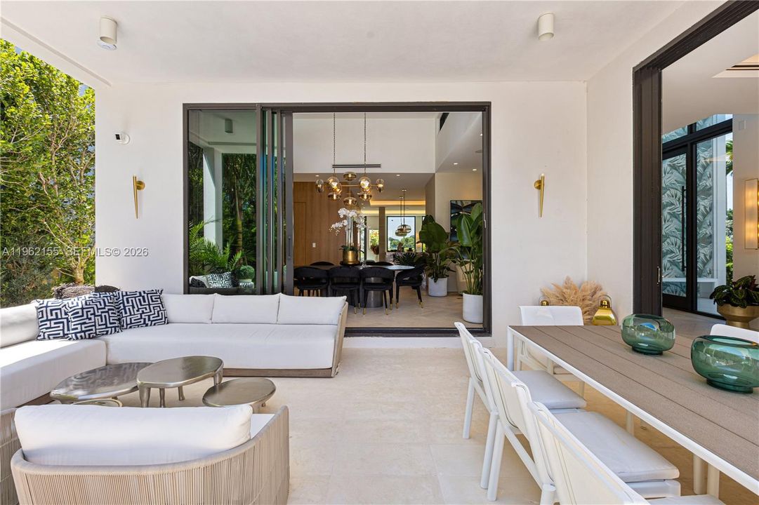 For Sale: $12,900,000 (6 beds, 6 baths, 5151 Square Feet)