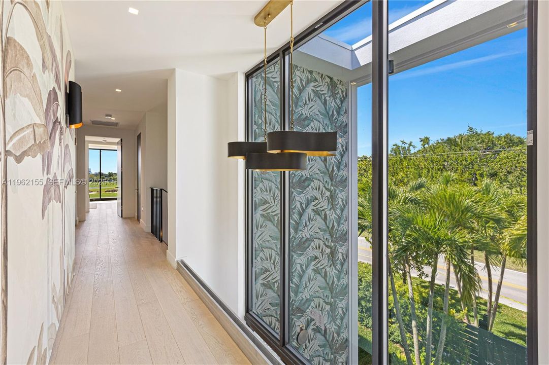 For Sale: $12,900,000 (6 beds, 6 baths, 5151 Square Feet)