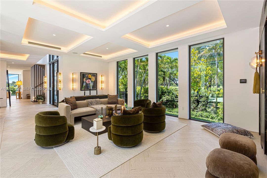 For Sale: $12,900,000 (6 beds, 6 baths, 5151 Square Feet)