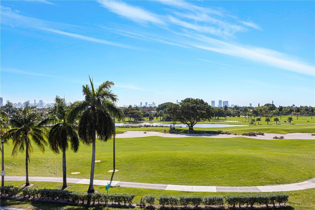 For Sale: $12,900,000 (6 beds, 6 baths, 5151 Square Feet)