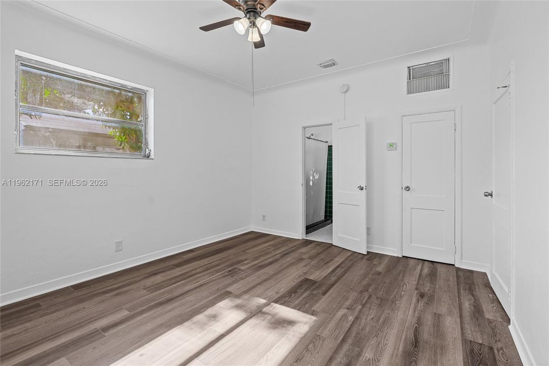 En Venta: $980,000 (0 camas, 0 baños, 2461 Pies cuadrados)