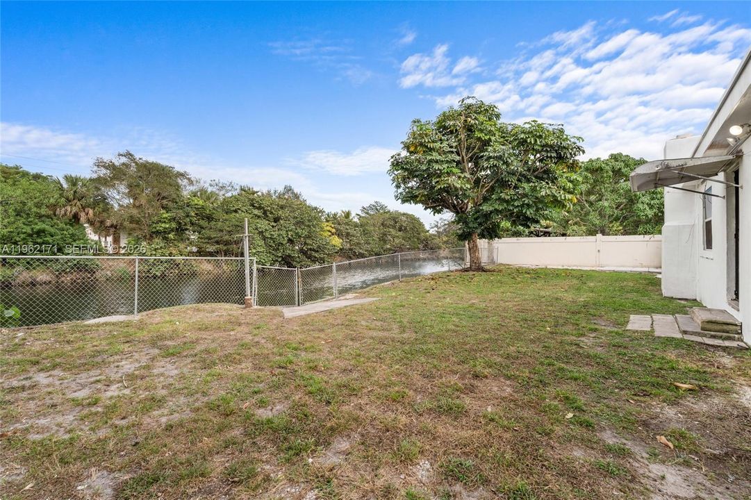 En Venta: $980,000 (0 camas, 0 baños, 2461 Pies cuadrados)