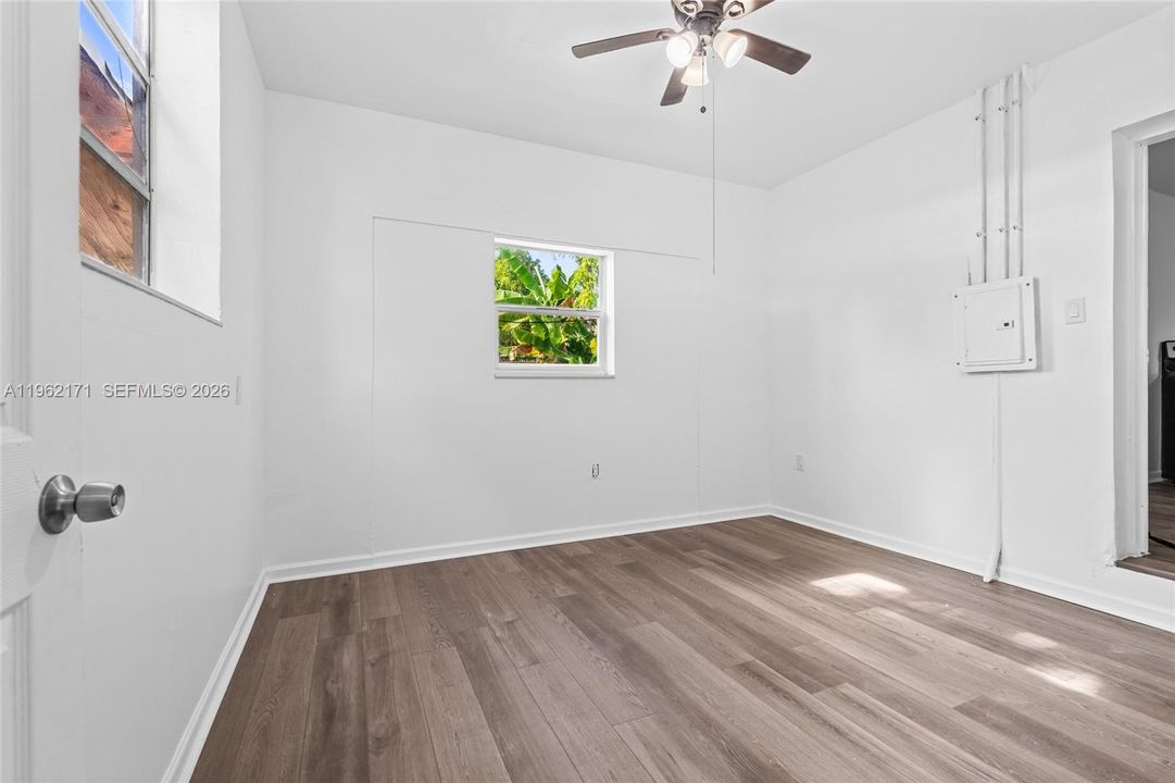 En Venta: $980,000 (0 camas, 0 baños, 2461 Pies cuadrados)