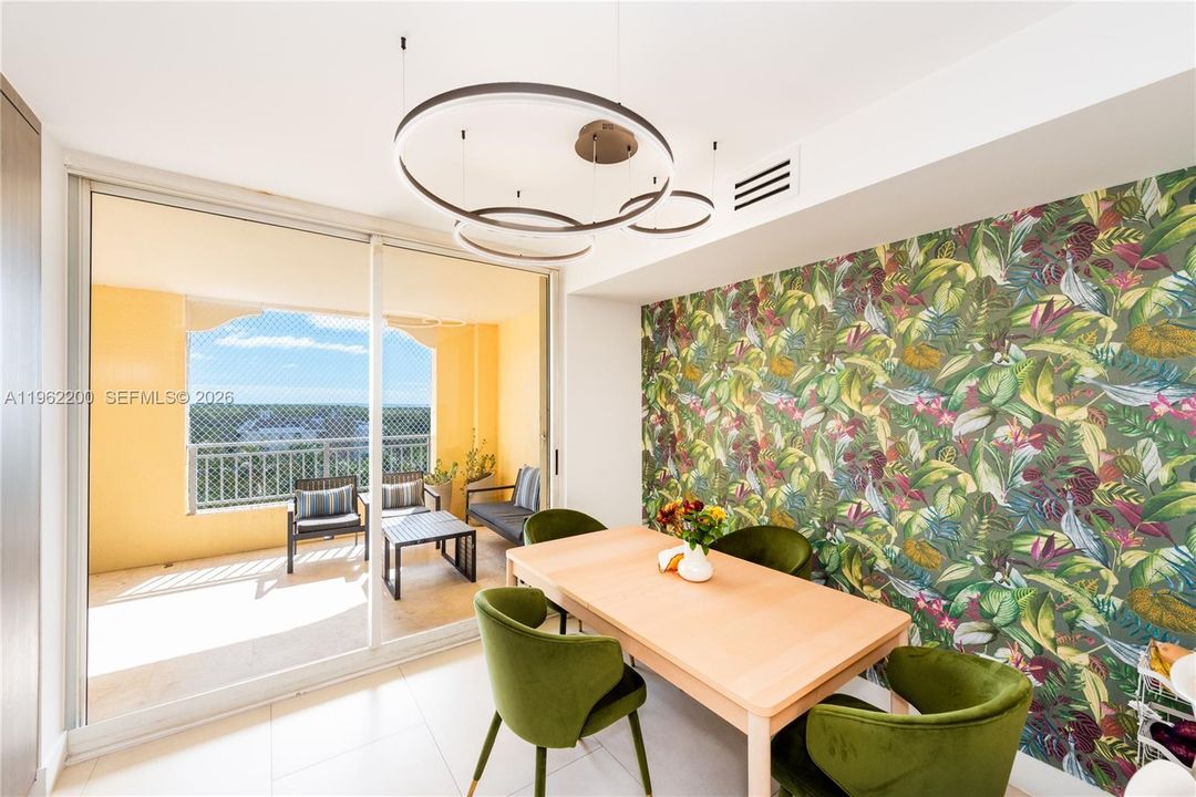 待售: $3,075,000 (3 贝兹, 3 浴室, 2602 平方英尺)