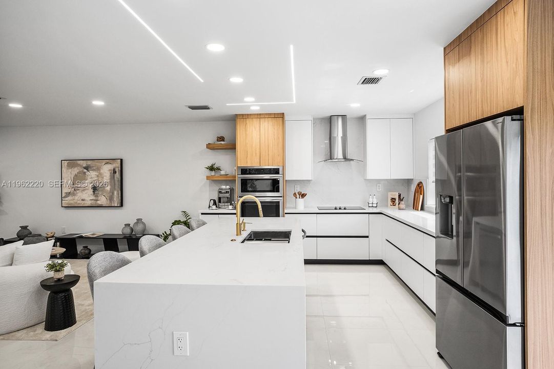 For Sale: $697,000 (4 beds, 2 baths, 1824 Square Feet)