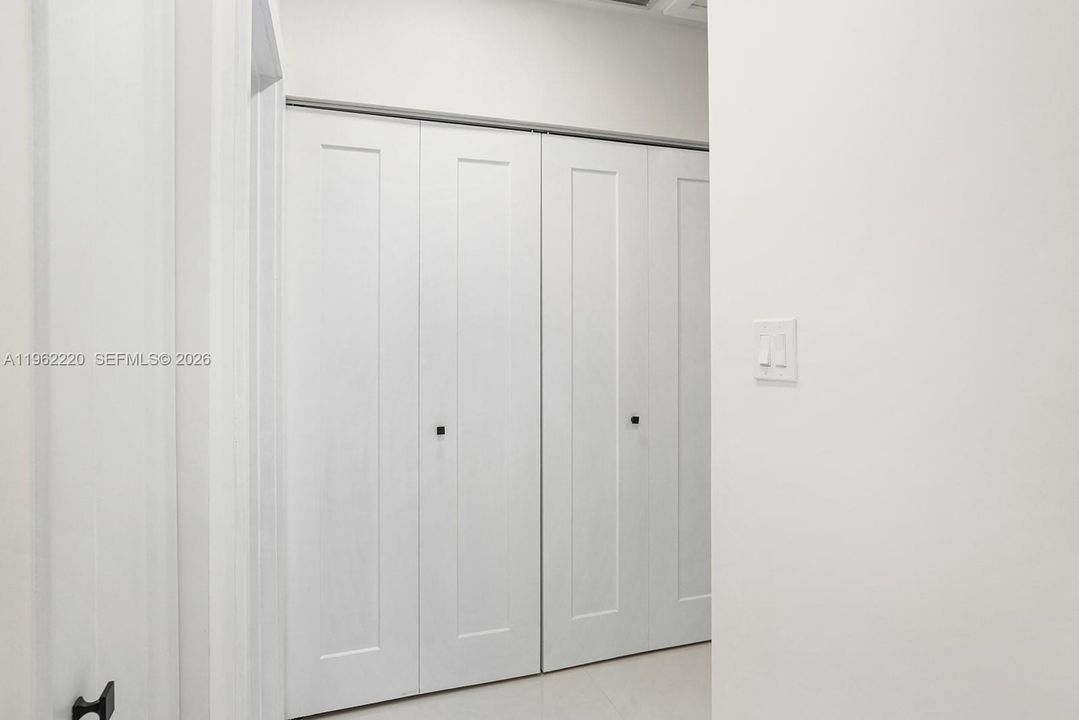 For Sale: $697,000 (4 beds, 2 baths, 1824 Square Feet)
