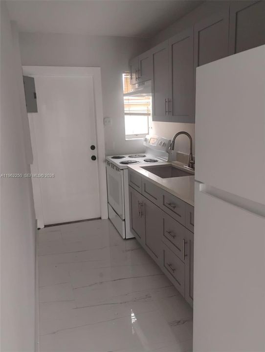 待售: $305,000 (0 贝兹, 0 浴室, 1232 平方英尺)