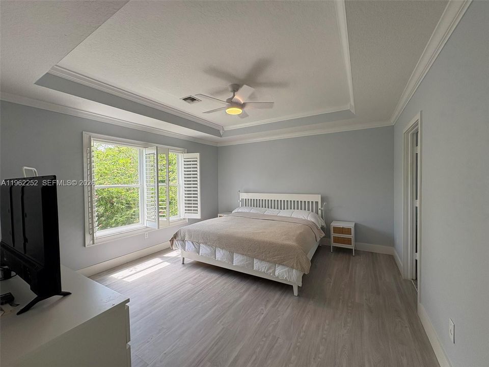 For Rent: $4,200 (4 beds, 2 baths, 1852 Square Feet)