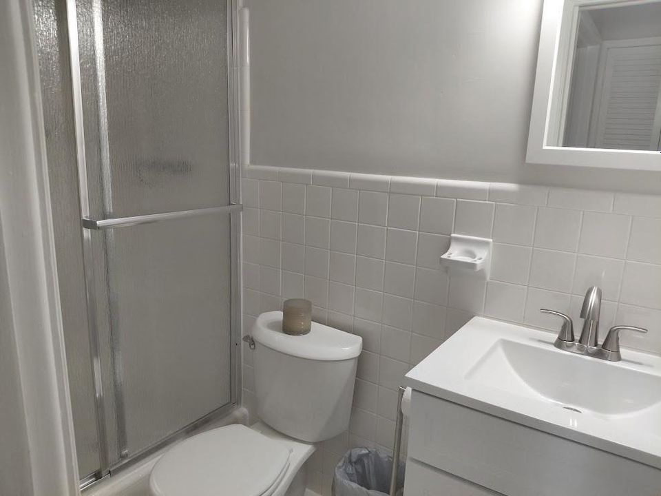 Hallway bath