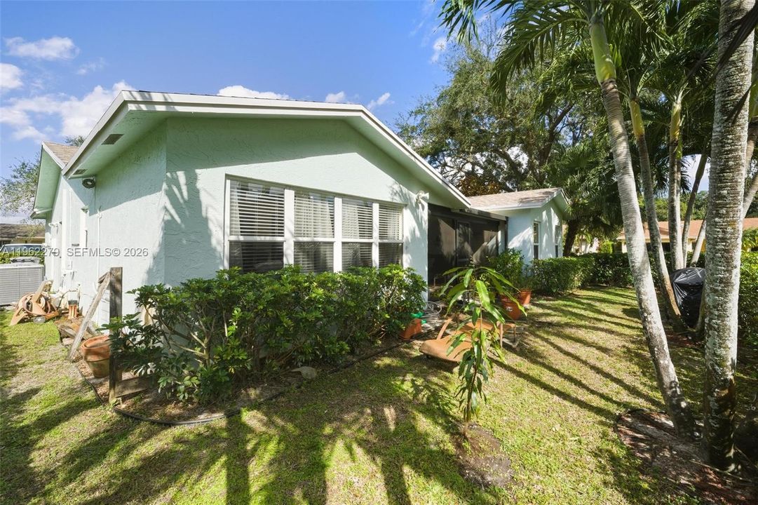 En Venta: $480,000 (3 camas, 2 baños, 1580 Pies cuadrados)